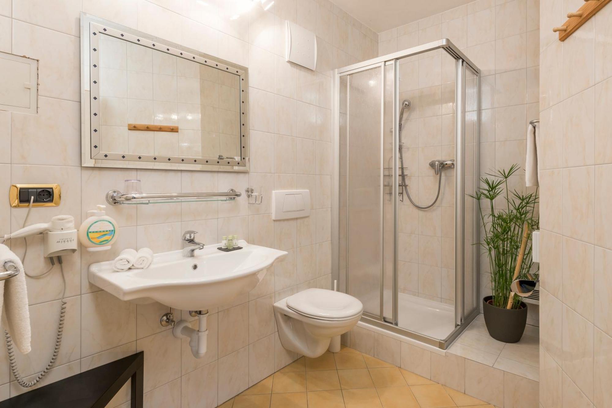 Hotel Bamboo Coldrano Kamer foto